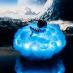 Lampe Astronaute Sur Son Nuage -Space Série Magasin lampe astronaute nuage bleu